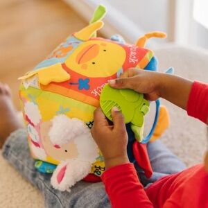 Melissa & Doug K's Kids Musical Farmyard Cube Learning Toy